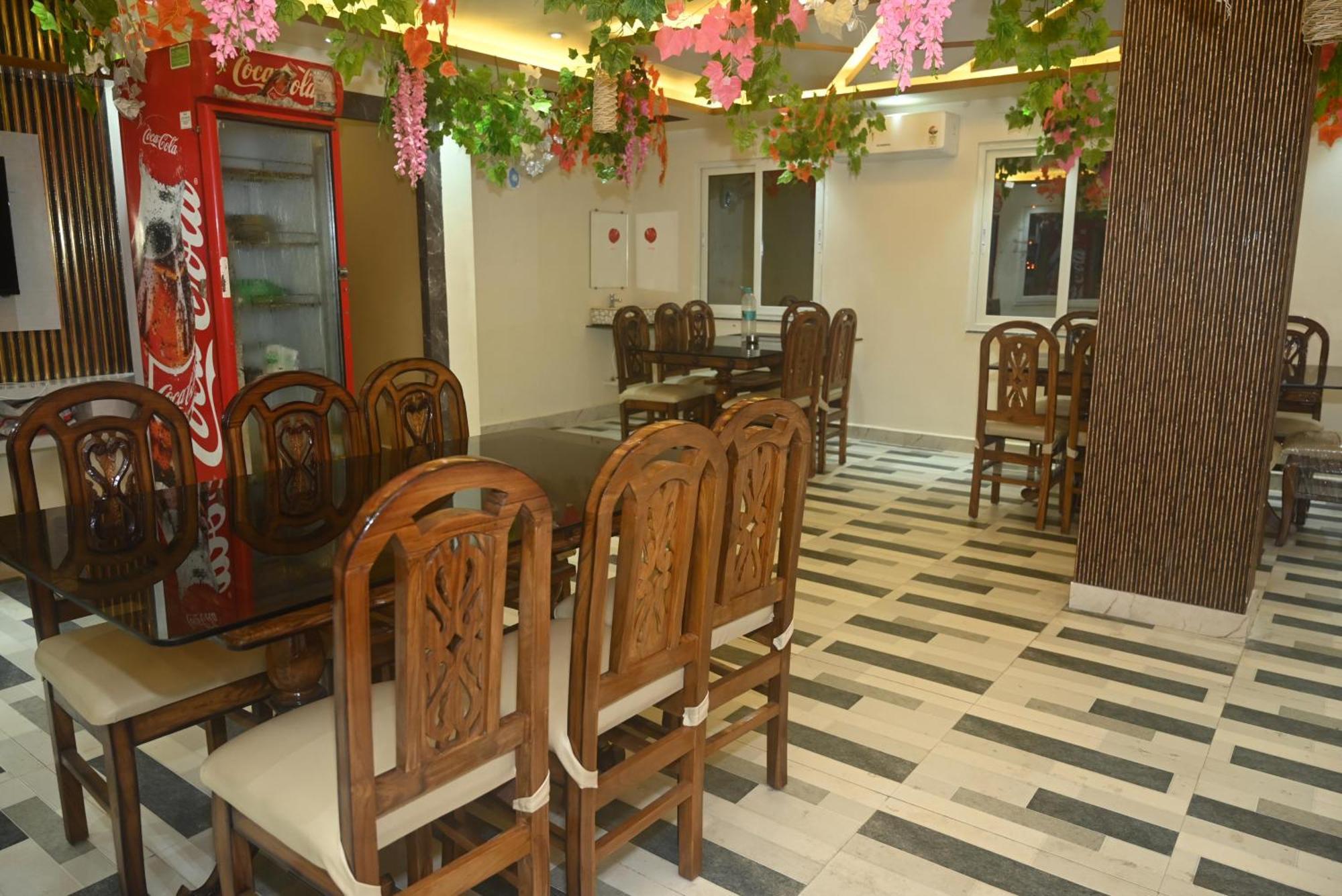 Sea Wood Hotel ดีกา ภายนอก รูปภาพ